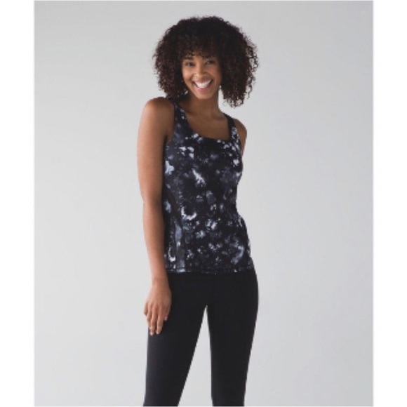 Lululemon Rise and Flow Tank Top Dusk Dye White Black / Black Criss Cross Back 4 - Picture 6 of 13